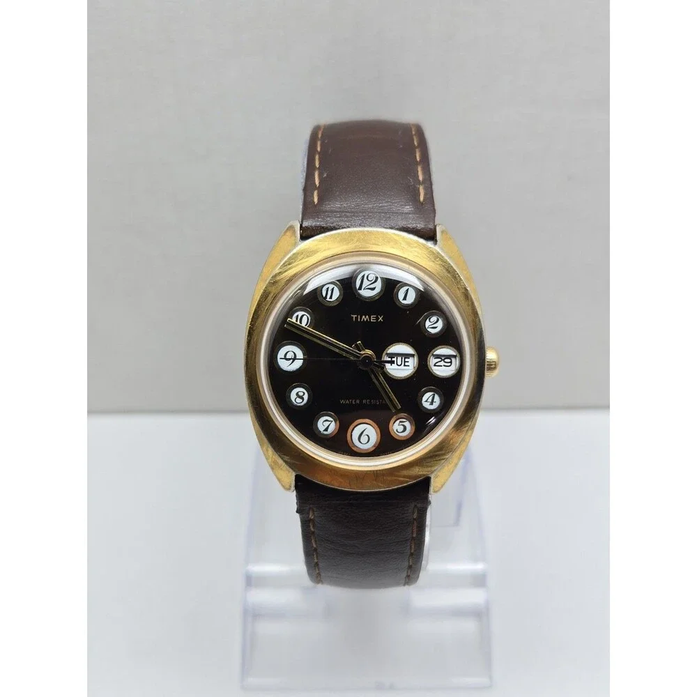 Vintage 1976 Timex Marlin Telephone Dial Day Date Hand Wind Gold Tone Mens Watch